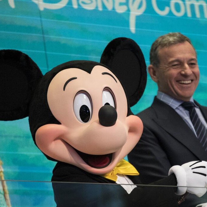 Финансови резултати и важни ръководни решения за Disney