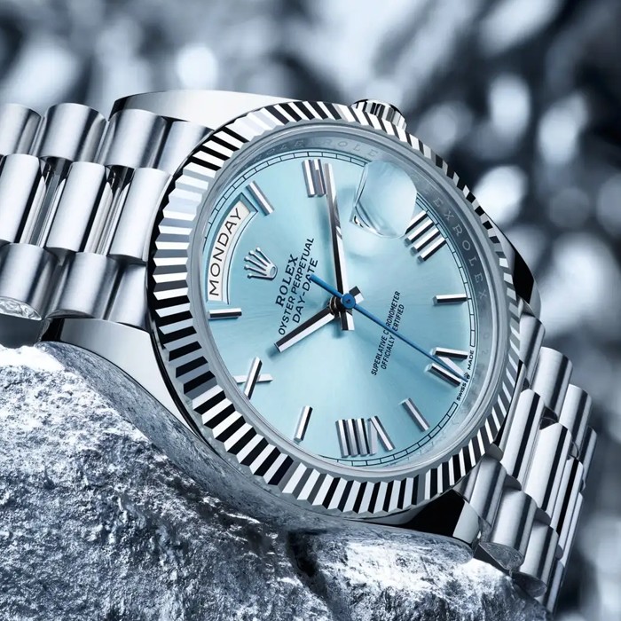 Пазарът на луксозни часовници достига двугодишно дъно