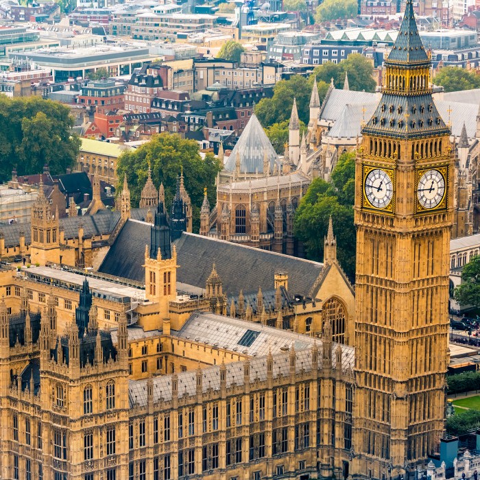 Обединеното кралство ли ще е най-бързо развиващата се голяма европейска икономика?