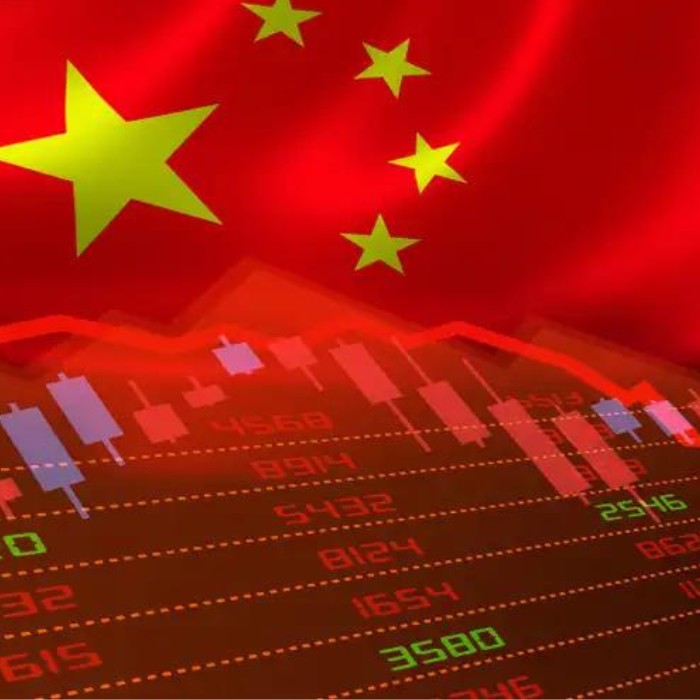 Китайските власти обмислят намеса на фондовия пазар