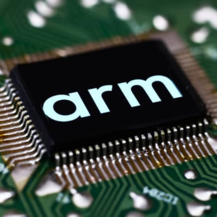 Акциите на Arm не спират да растат