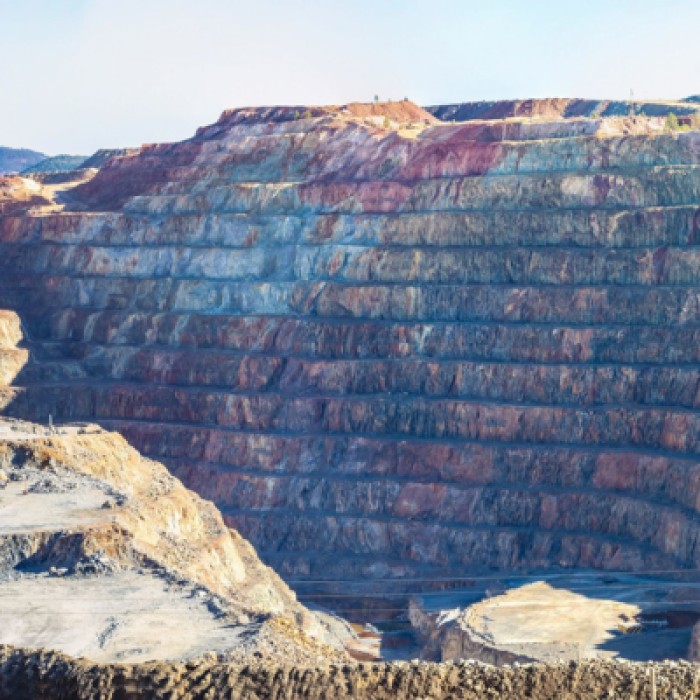 Анализ на глобалния пазар на критичните минерали