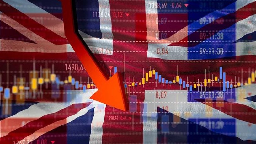 Изпадането на икономиката на Обединеното кралство в рецесия