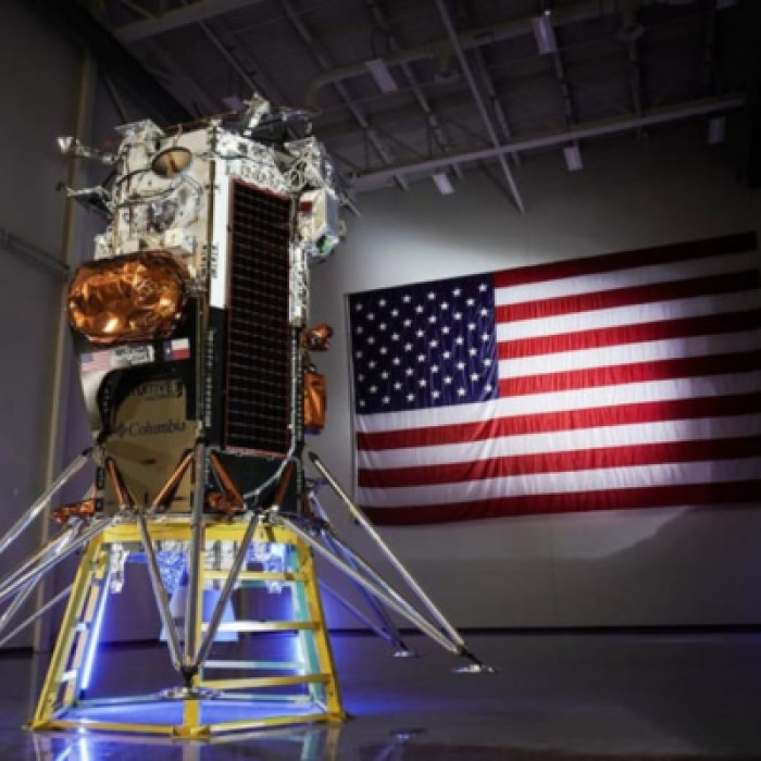 Intuitive Machines влиза в историята с първото търговско кацане на Луната в САЩ