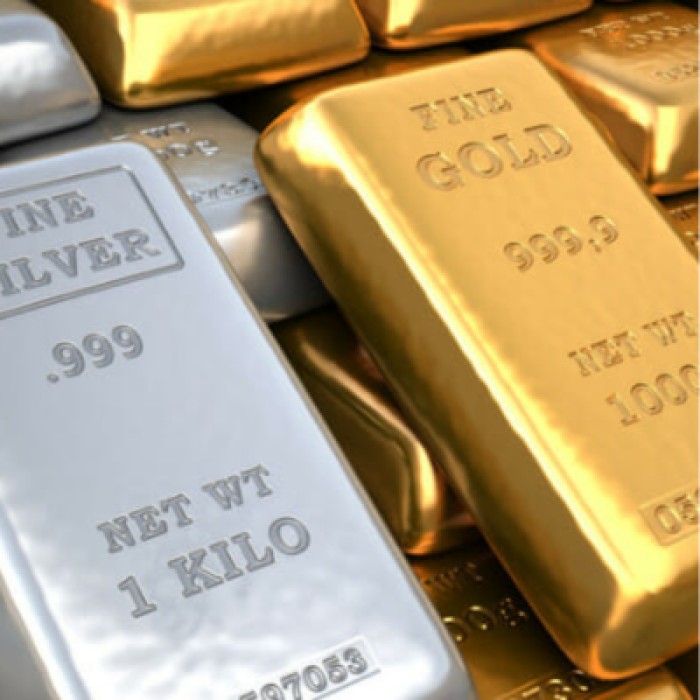 Злато срещу сребро в битка за прожекторите