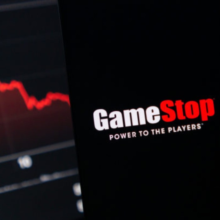 "Перфектната буря" в GameStop