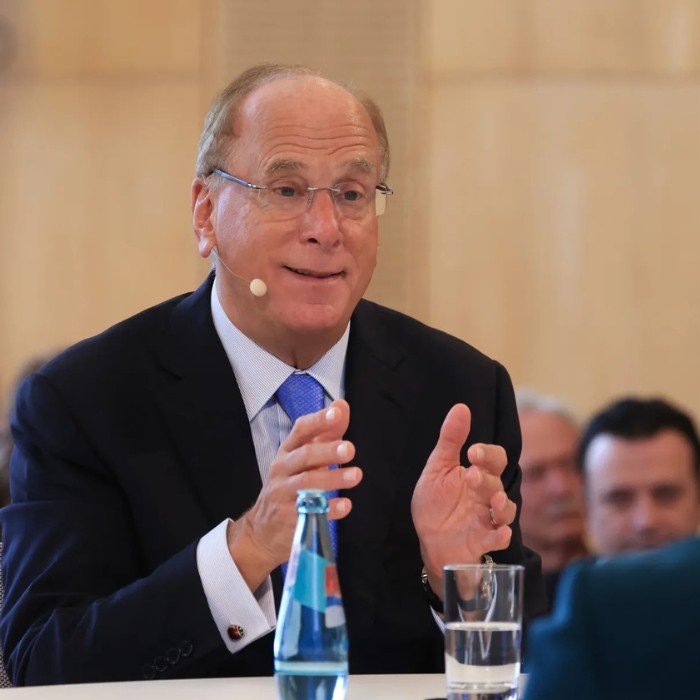 Лари Финк създава нова вълна от милиардери