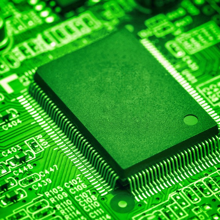 САЩ настояват TSMC и Samsung да засилят контрола върху доставките на чипове за Китай